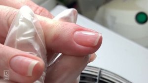 2 способа выравнивая ногтевой пластины базой