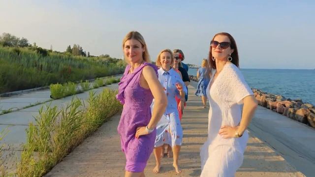 Подарок выпускникам от родителей.Черноморская гимназия №1 -2021 год смотреть онлайн