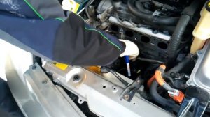 Toyota Prius замена датчика давления масла