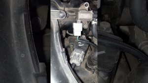 Движка тарабанит на холодную (MR20DE). После прогрева уже тише. В чем причина?