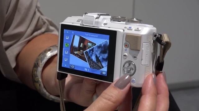 Photokina 2014 - Carla Novi Ci Presenta La Olympus PEN E-PL7