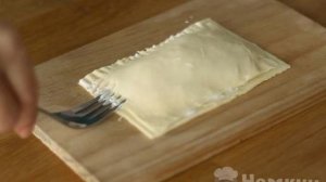 Пирожки с ветчиной и сыром