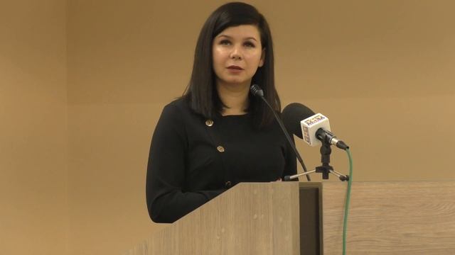 Увязаны ли зарплаты почтальонов с прямыми продажами? смотреть онлайн