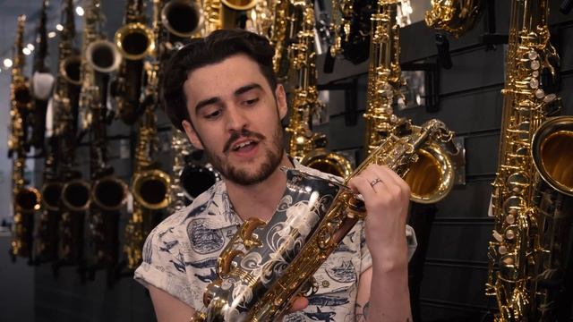 £300 Saxophone Vs. £8,000 Solid Silver Saxophone смотреть онлайн