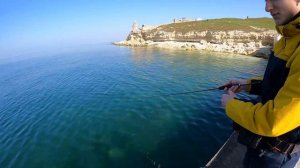 Микроджиг на Черном море.Ловля зеленушек в Севастополе.
