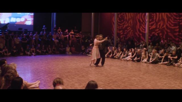 Chicho Frumboli & Juana Sepulveda - Sin lagrimas смотреть онлайн