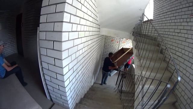 Артист сломал лифт/Грузчики