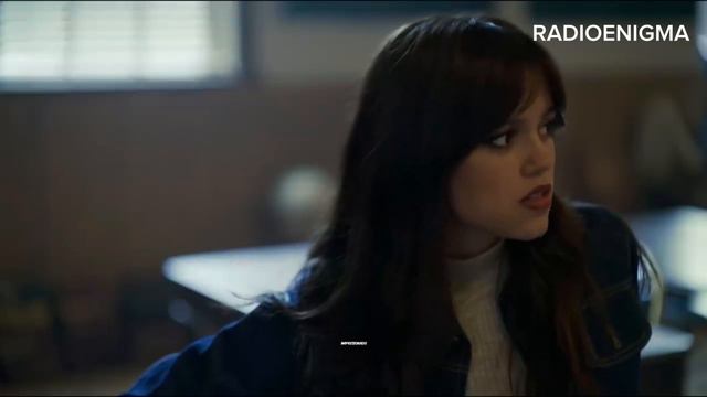 JENNA ORTEGA SEDUCE A SU PROFE | MILLERS ‘ GIRLS смотреть онлайн