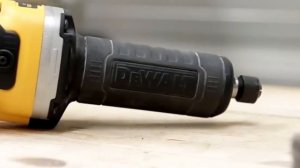 Dewalt DCG426N-XJ-Straight Grinder XR 18V Along With A Battery