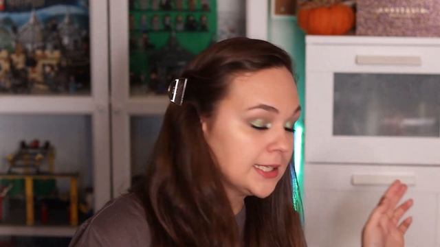 PROJECT PAN THOSE EYESHADOWS Октябрь 2022 / ДОЙТИ ДО ДОНЫШКА В ТЕНЯХ смотреть онлайн