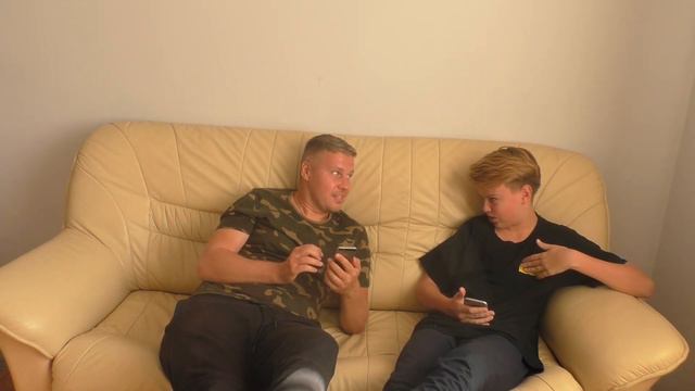 ЧИТАЕМ КОММЕНТАРИИ С ROMARIO смотреть онлайн