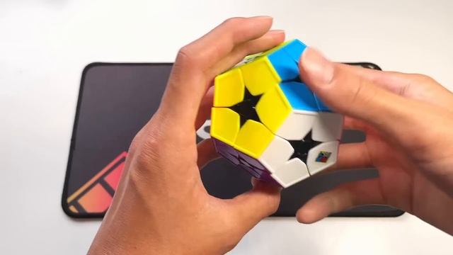 You NEED to try these twisty puzzles ft. @CrimsonsCubes & M Cuberzz смотреть онлайн