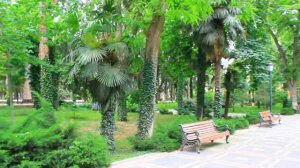 ГЯНДЖА. ХАНСКИЙ ПАРК.