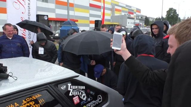 одна 18ха в 9ке смотреть онлайн