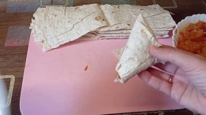 Лаваш на сковороде с капусты. Домашний рецепт просто  и быстро