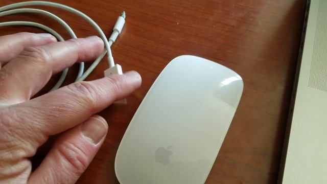 How to Charge Apple Magic Mouse 2 смотреть онлайн