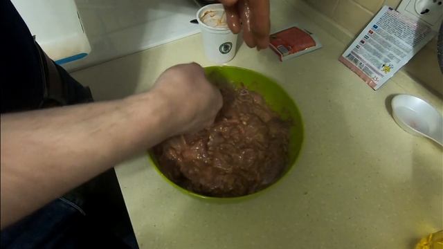 Вкусный шашлык из баранины. Новая сервировка. Сжигаем стол. смотреть онлайн