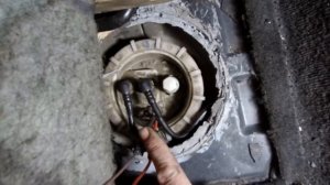 Mercedes ML - Спалили стартер. Колхозим.