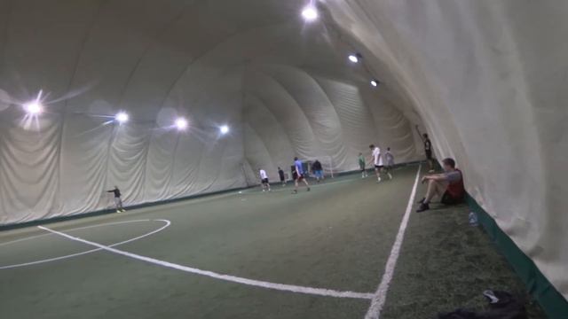 Футбол по четвергам. Много забитых голов. смотреть онлайн