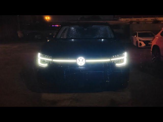 Volkswagem Teramont X - ночью