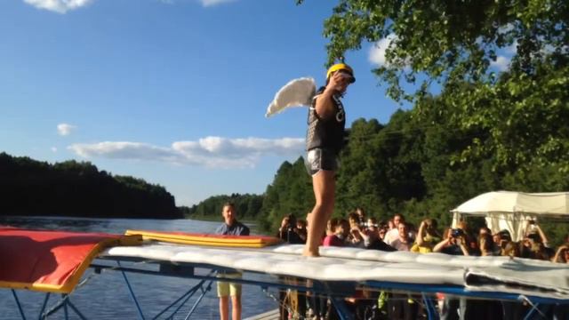 Прыжки в воду redbull видео 2 смотреть онлайн