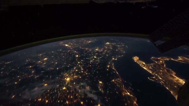 Планета Земля - вид со спутника. Завораживающее зрелище