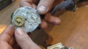 Что делать если не вращается тарелка в  микроволновой печи