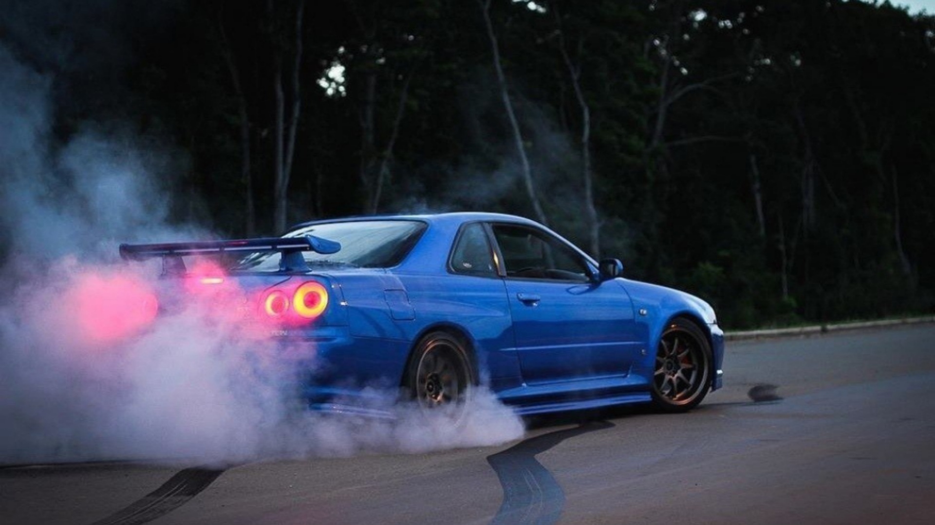 Nissan Skyline r34 дрифт