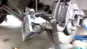 Закисла направляющая скобы суппорта Форд Мондео 3