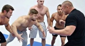 Мужское Здоровье Сохранение и Укрепление Через Русскую Боевую Традицию и Воинское Искусство