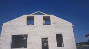 Небольшой коттедж из газосиликатного блока