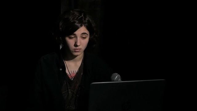 Sasha Bukharina. "We are not trees anymore", welcome artist talk / Лекция Саши Бухариной