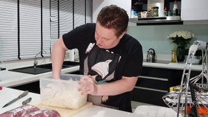 Рецепт шашлыка из свиной шеи в майонезе. Открываю шашлычный сезон!