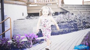 Multi-Friendships // BETTER IN STEREO ♫