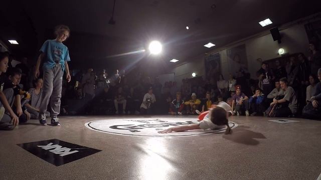 TORI (DOMINANT CREW) vs УЗЕЛОК | FINAL | GORKY BATTLE 8 | НИЖНИЙ НОВГОРОД | 2016 смотреть онлайн
