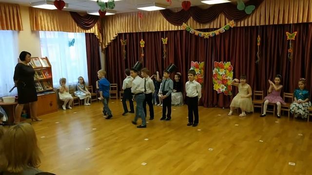 праздник 8 марта в саду смотреть онлайн