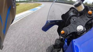 2022 Yamaha YZF-R7 Review | MC Commute