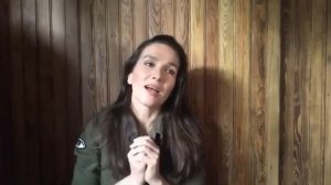 Наталья Орейро спела военную песню на русском языке "Нам нужна одна победа" 9 05 20