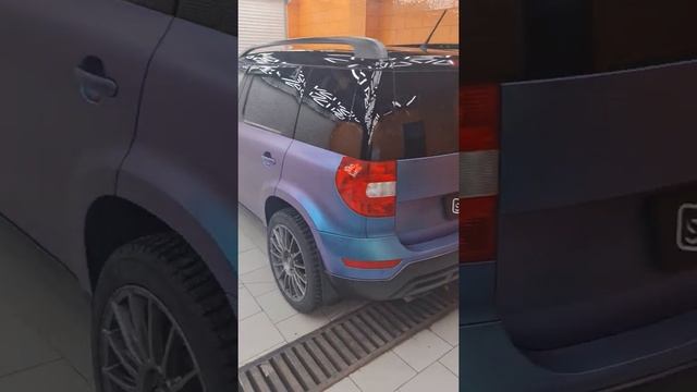 Skoda Yeti oracal 970 цвет 989 матовый