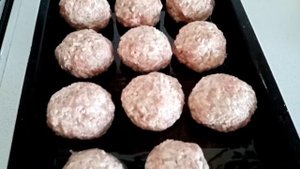 Тефтели с рисом в Сметанно - Чесночном соусе// Готовим в Духовке//7-я Лопатиных