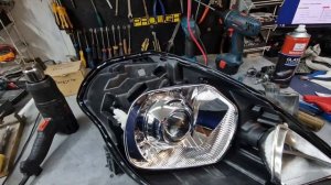 Nissan Tiida Установка бидиодных двухчиповых линз ZORKiY Bengal Tiger F40 4800K в нейтральном цвете