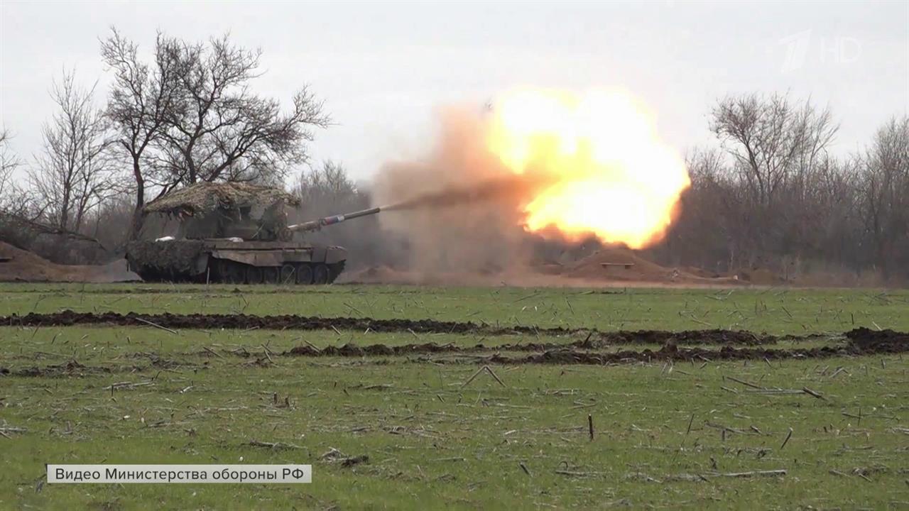 Российским высокоточным оружием минувшей ночью поражено несколько украинских военных объектов