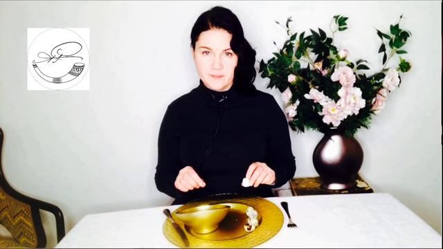 Урок столового этикета: как сохранить лицо, съедая перепелиное яйцо смотреть онлайн