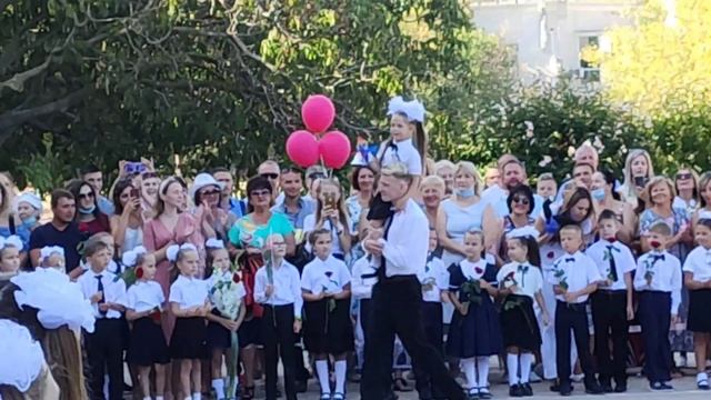 1 сентября 2020. Севастополь, Крым. Школа #54 смотреть онлайн