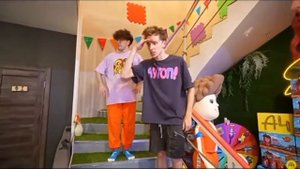 Реакция на Влада А4 Превратили ДОМ в БАТУТНЫЙ ПАРК