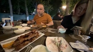 Симонов  - ДОН СИМОН ПРОБУЕТ ВОСТОЧНУЮ КУХНЮ.