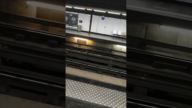 métro 2 désirée clary