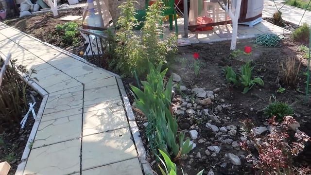 Vlog?: КУПИЛИ ОБОИ НА ДАЧУ! УЖИН НА МАНГАЛЕ! 2.05.2020 смотреть онлайн