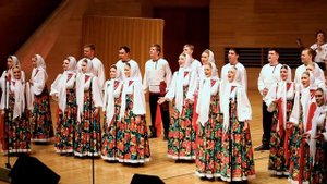 Вот мчится тройка почтовая