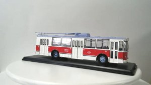 Модель троллейбуса ЗиУ 682Б  1974 г